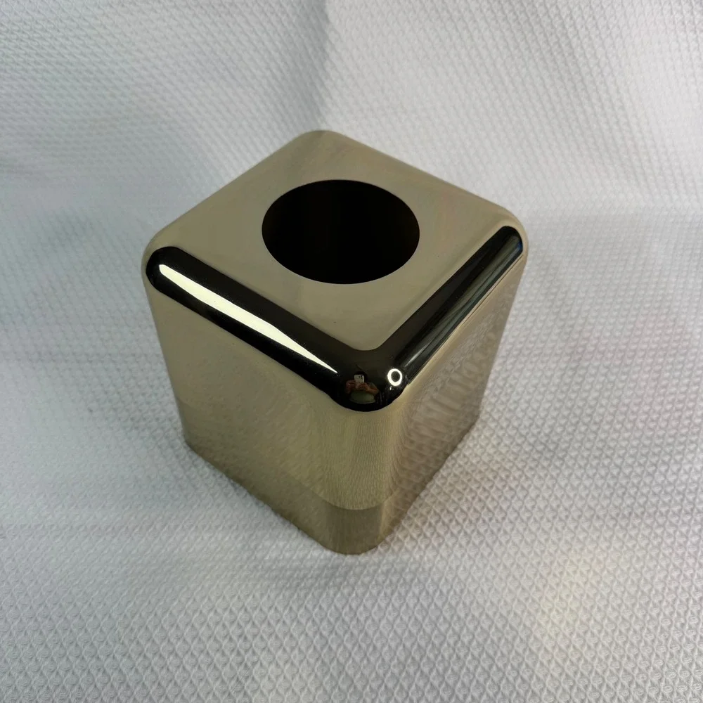 N/A sleek square